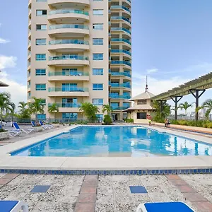  Apartment Exquisite Oceanfront